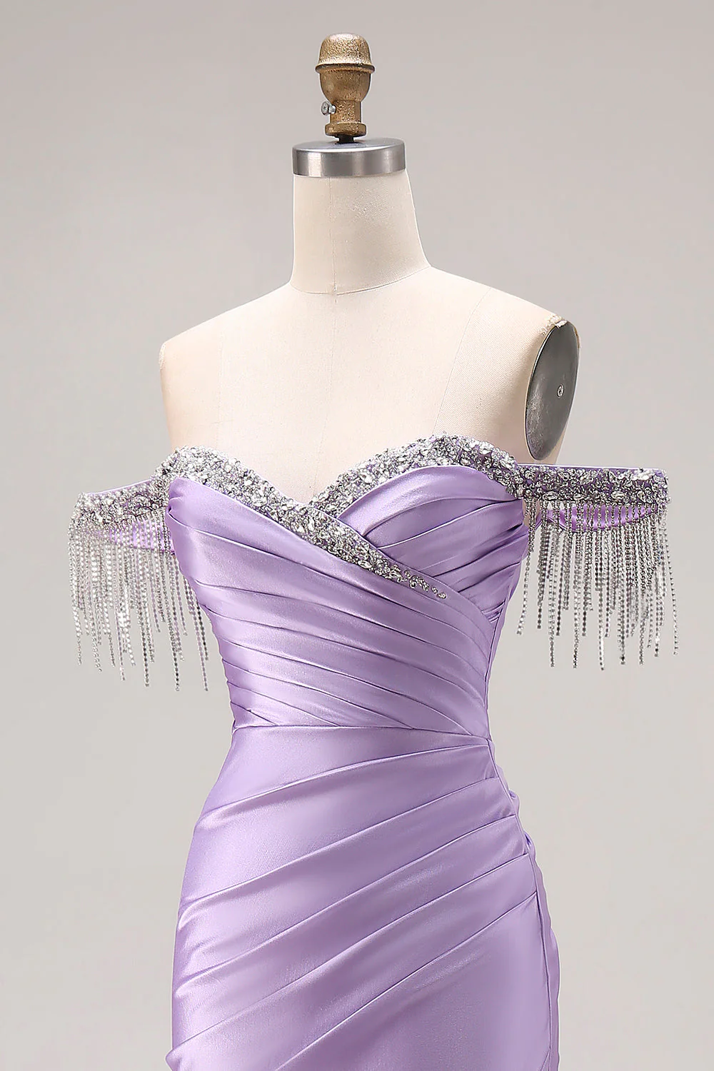 Petite robe de bal longue perlée perlée en satin en satin - Image 6