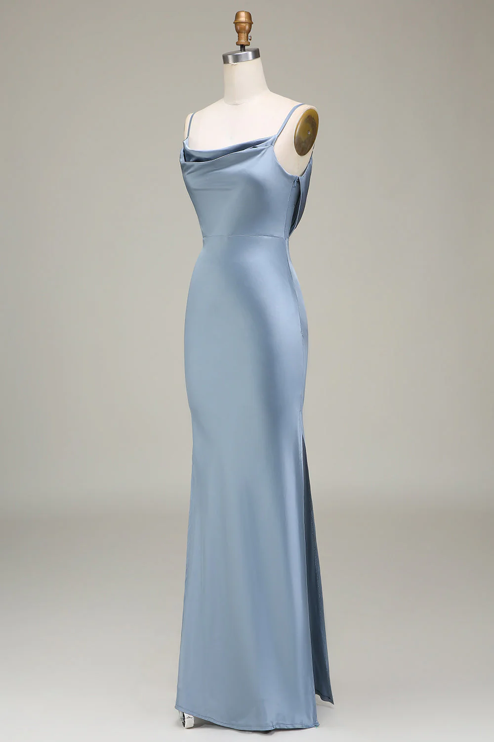 Robe de demoiselle d'honneur longue en satin bleu poudré fourreau bretelles spaghetti dos nu - Image 9