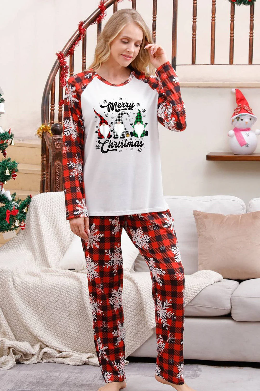 Pyjama de Noël familial assorti à carreaux rouges avec flocon de neige - Image 4