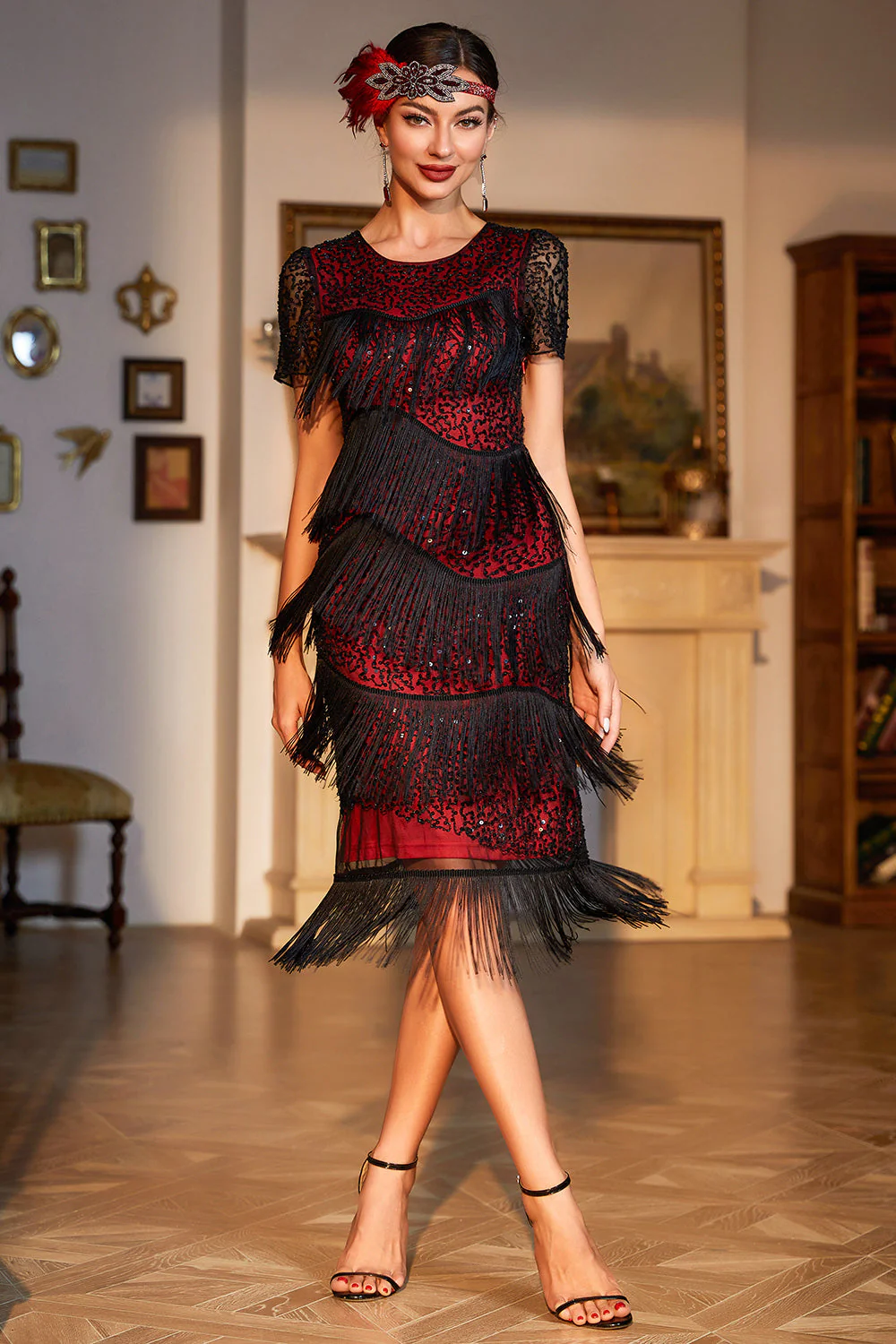 Robe Gatsby noire à franges et perles style années 20 - Image 7