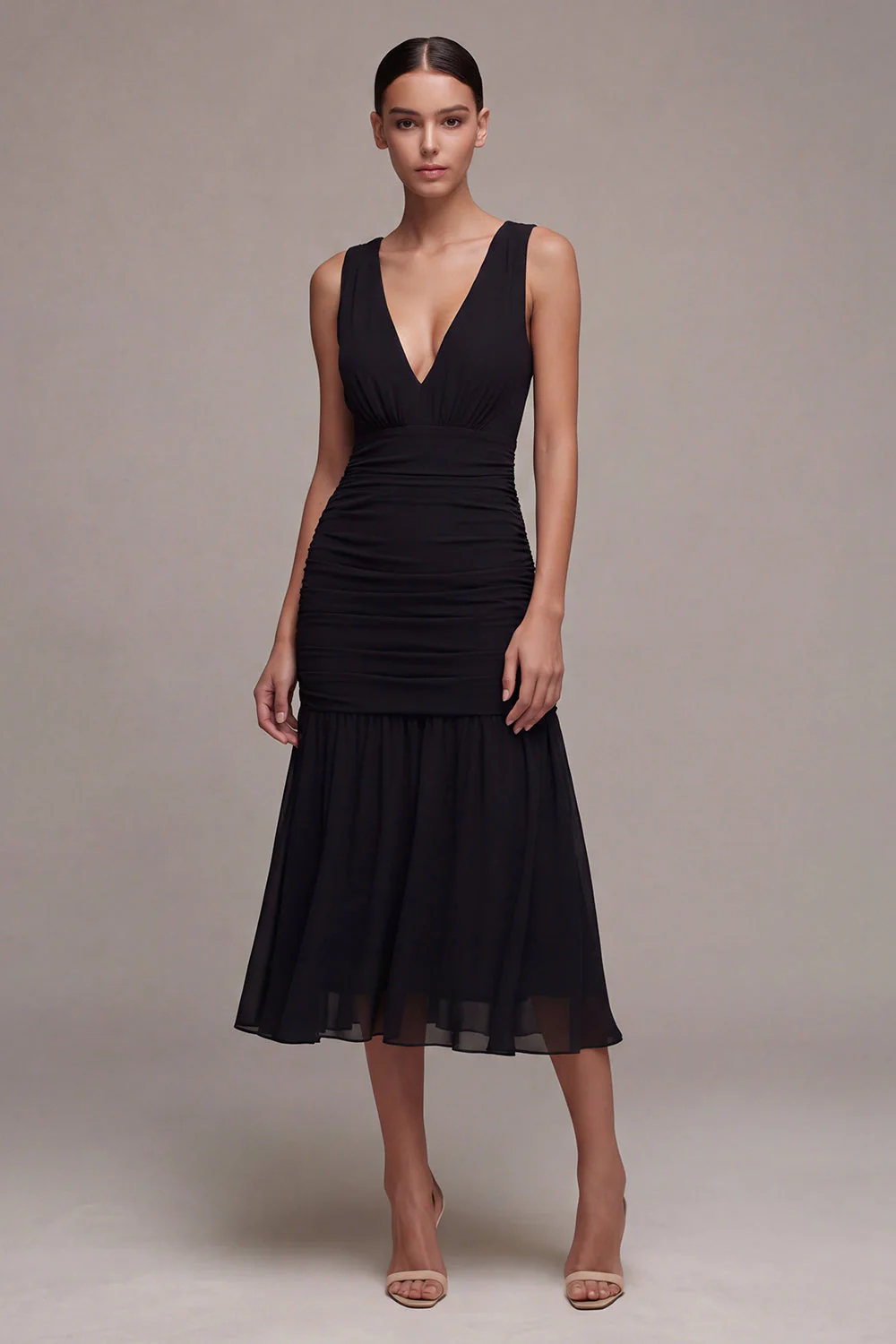 Robe à cravate noire midi à dos nu à col en V
