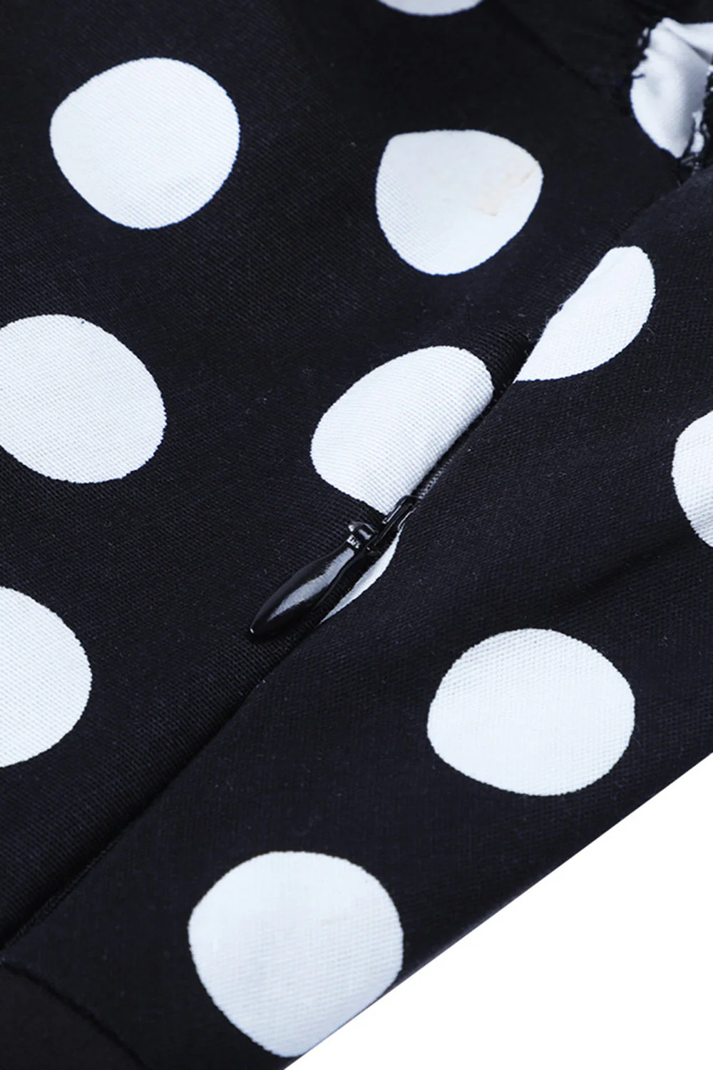 Robe à pois des années 50 - Image 7