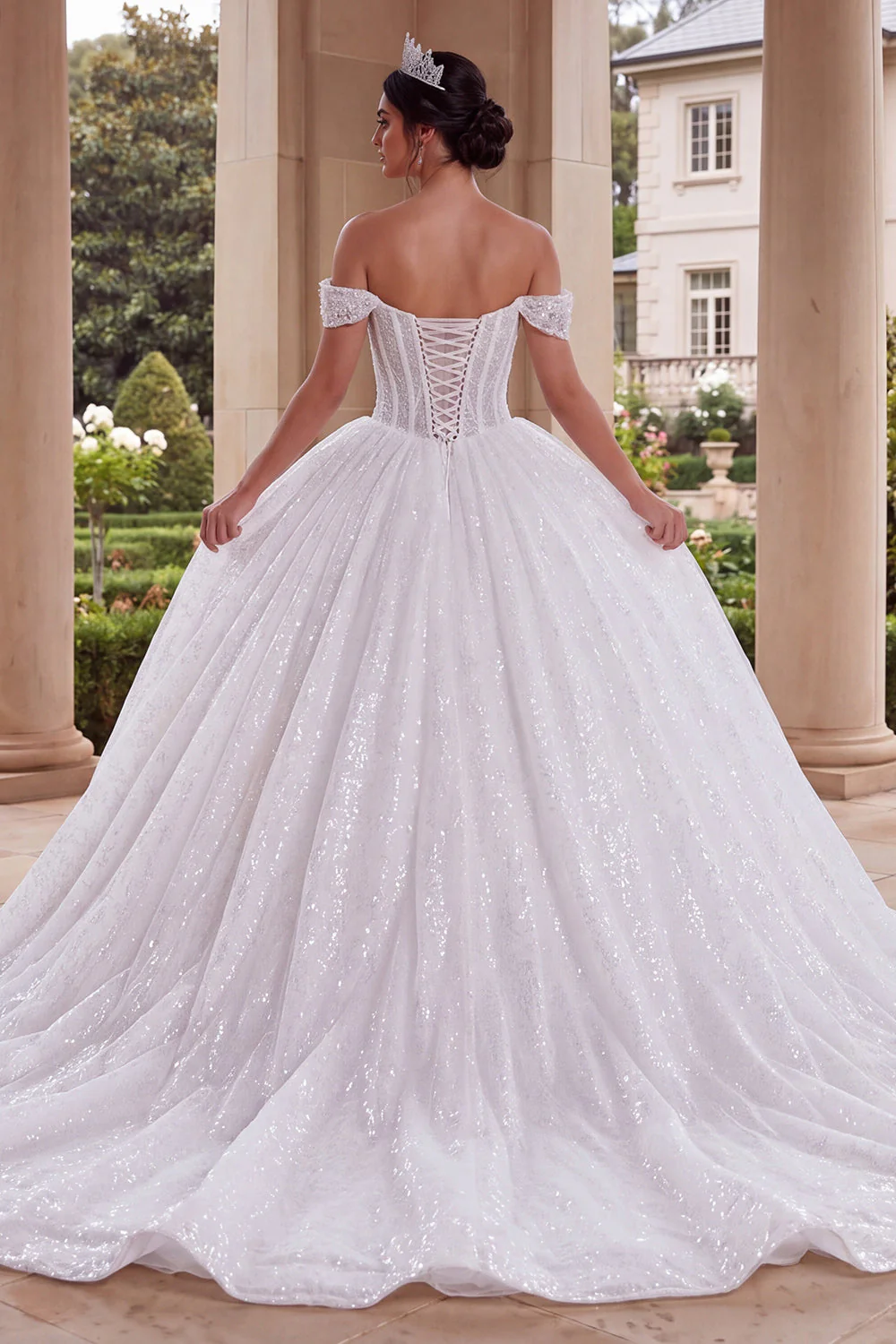 Robe-bal blanche corset épaule dénudée et scintillante - Image 2