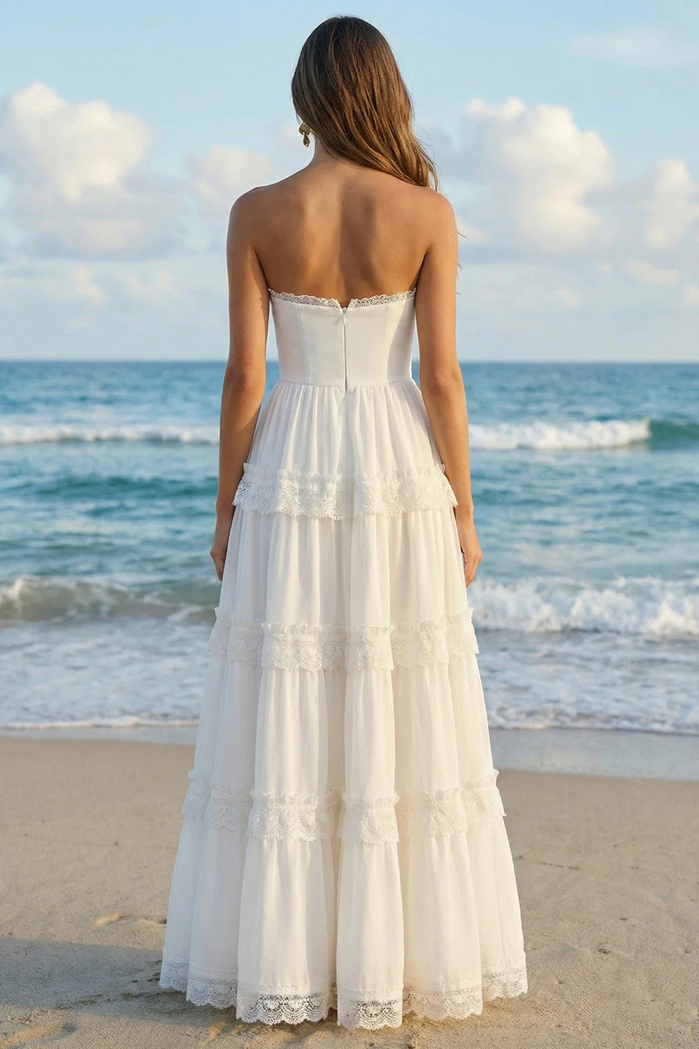 Robe blanche A Strapless A Line Plissée à volants Maxi White - Image 2