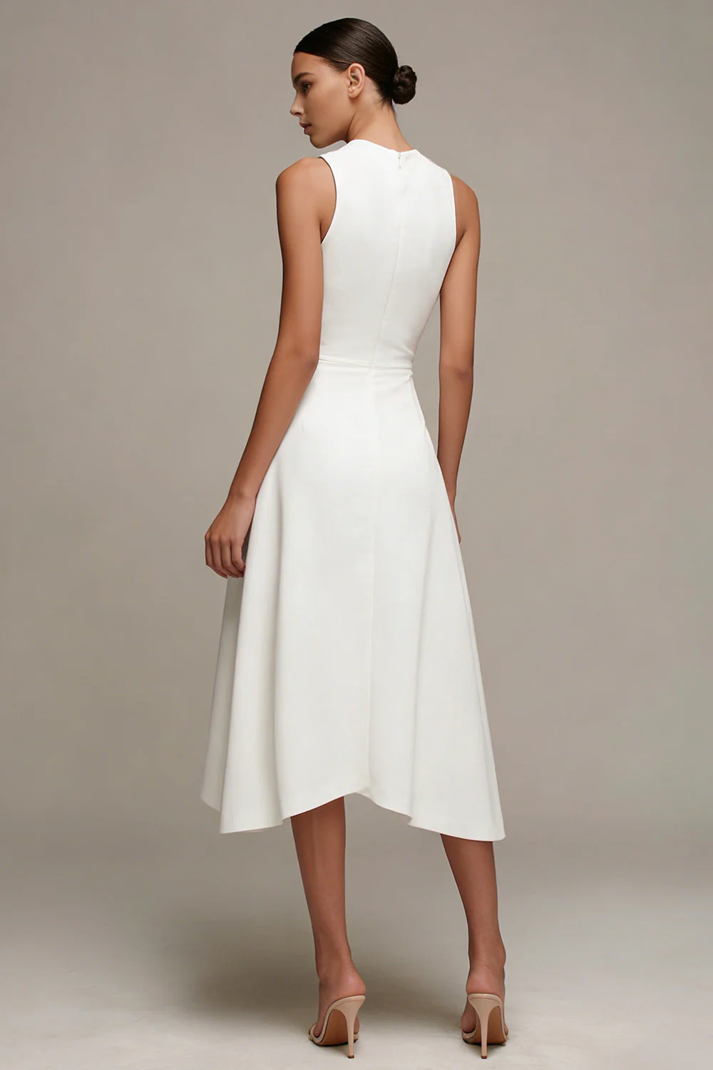 Robe blanche Midi à volants - Image 2