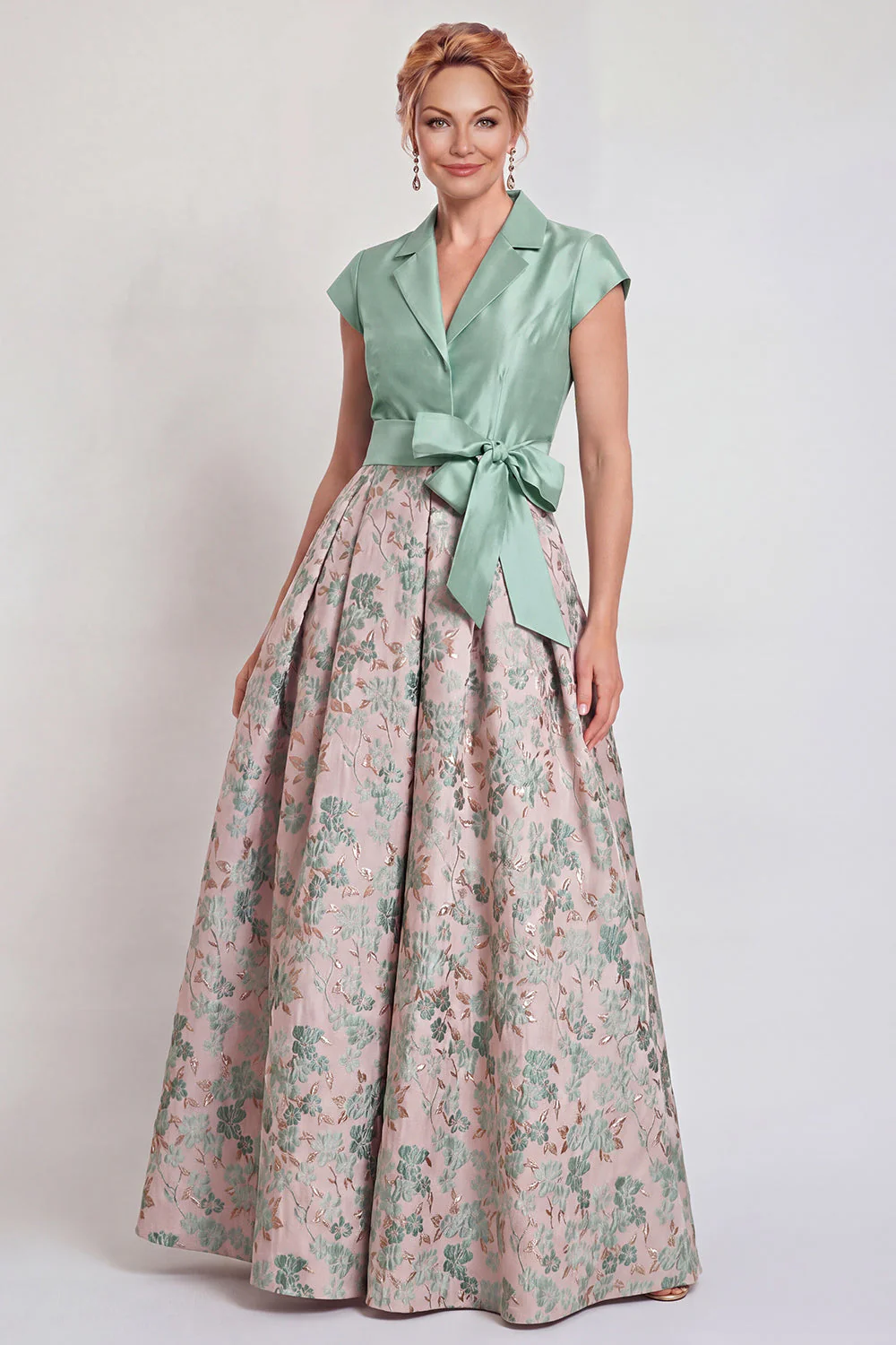 Robe bleu marine à encoche en V à encoche en V avec une longue robe fleurie de la mariée avec nœud - Image 9