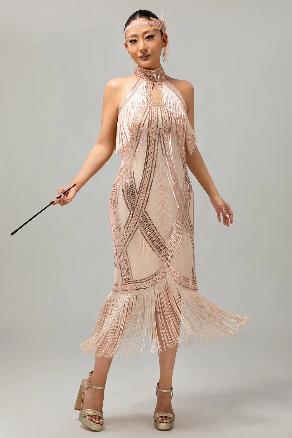 Robe champagne dos nu à paillettes à franges des années 1920