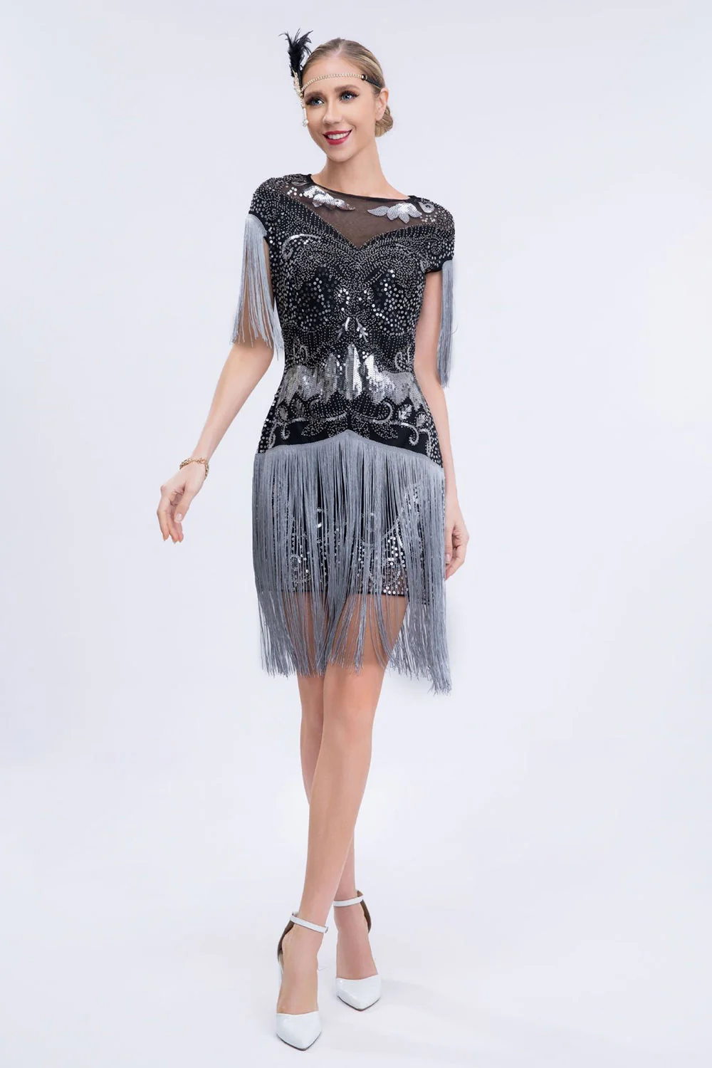 Robe courte à paillettes grises des années 1920 avec franges - Image 2