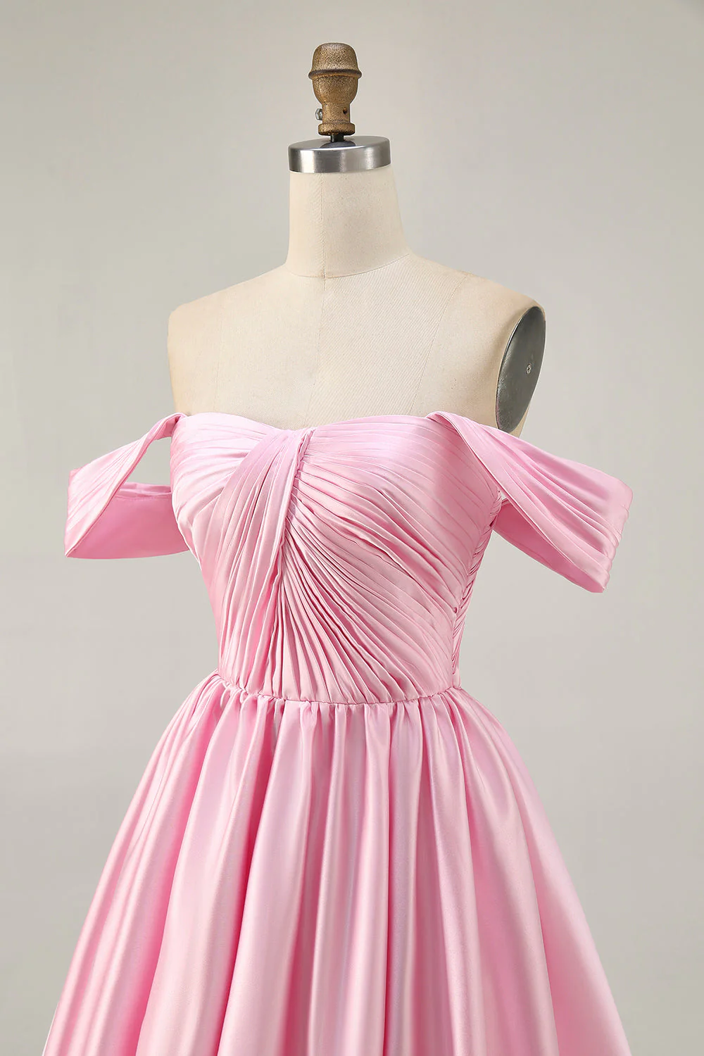 Robe courte blanche à épaules dénudées - Image 12