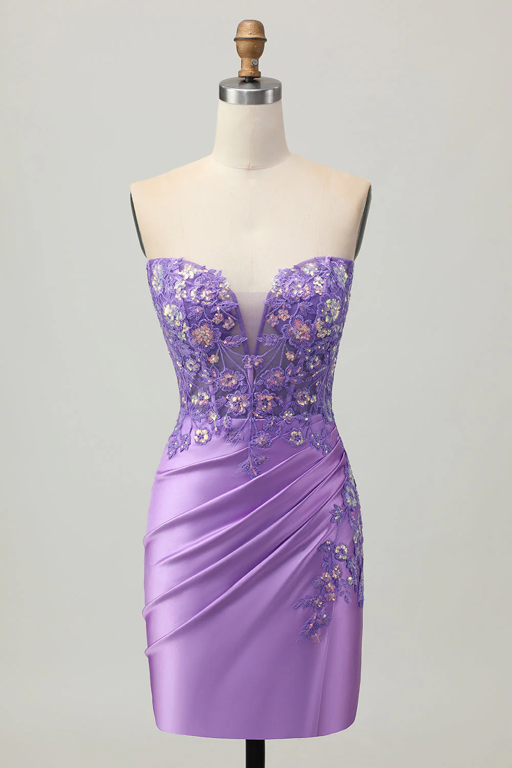 Robe de cocktail moulante scintillante à paillettes froncées à paillettes