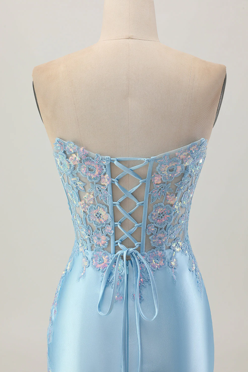 Robe de cocktail moulante scintillante à paillettes froncées à paillettes - Image 14
