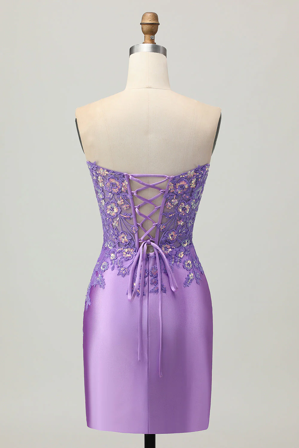Robe de cocktail moulante scintillante à paillettes froncées à paillettes - Image 2