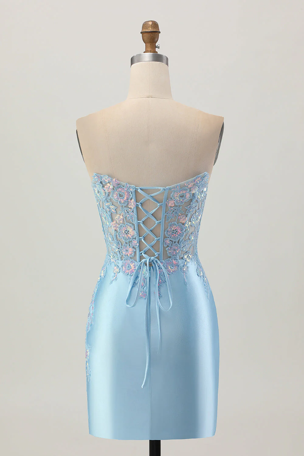 Robe de cocktail moulante scintillante à paillettes froncées à paillettes - Image 8