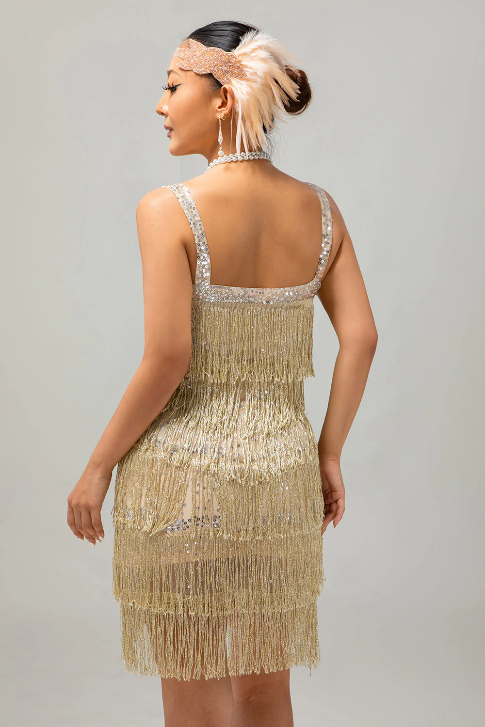 Robe courte moulante noire à sequins des années 1920 avec franges - Image 13