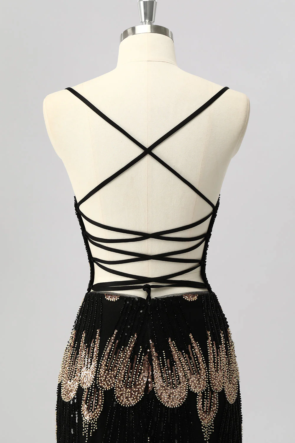 Robe courte moulante noire à sequins avec lacets dans le dos - Image 5