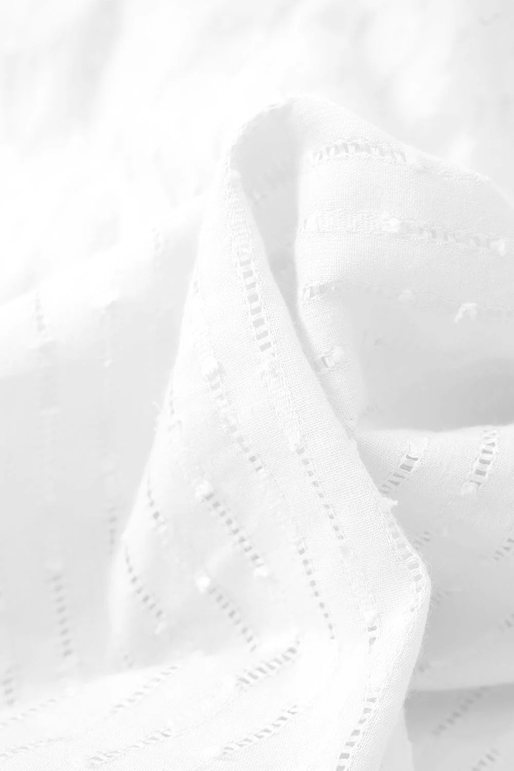 Robe d’été blanche V col midi - Image 6