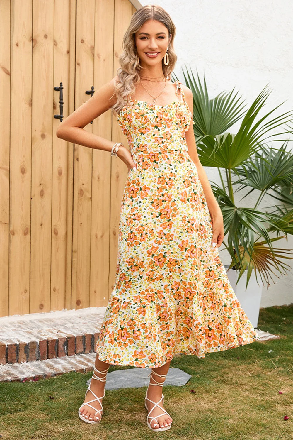 Robe d’été d’été imprimée florale jaune avec volants - Image 5