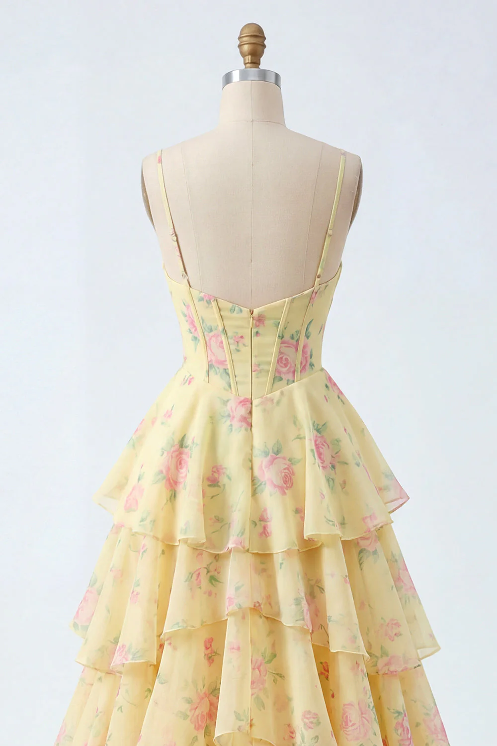 Robe de bal à bretelles fines jaunes Une robe de bal florale corset avec volants - Image 8