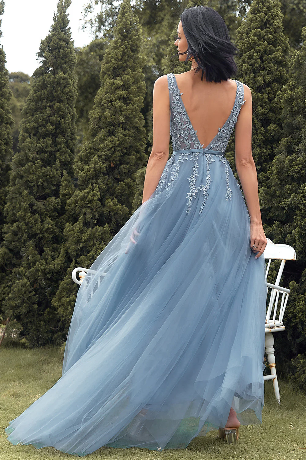 Robe de bal en tulle bleu avec appliques - Image 4