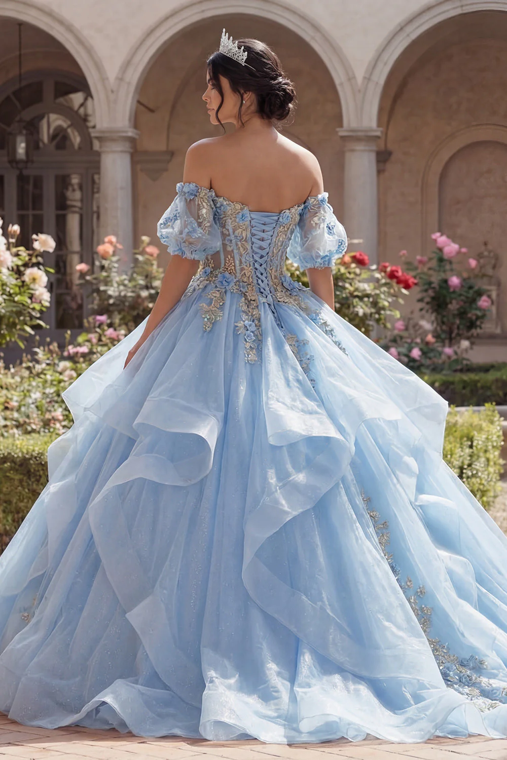 Robe de bal corset bleu ciel à fleurs dénudée - Image 2