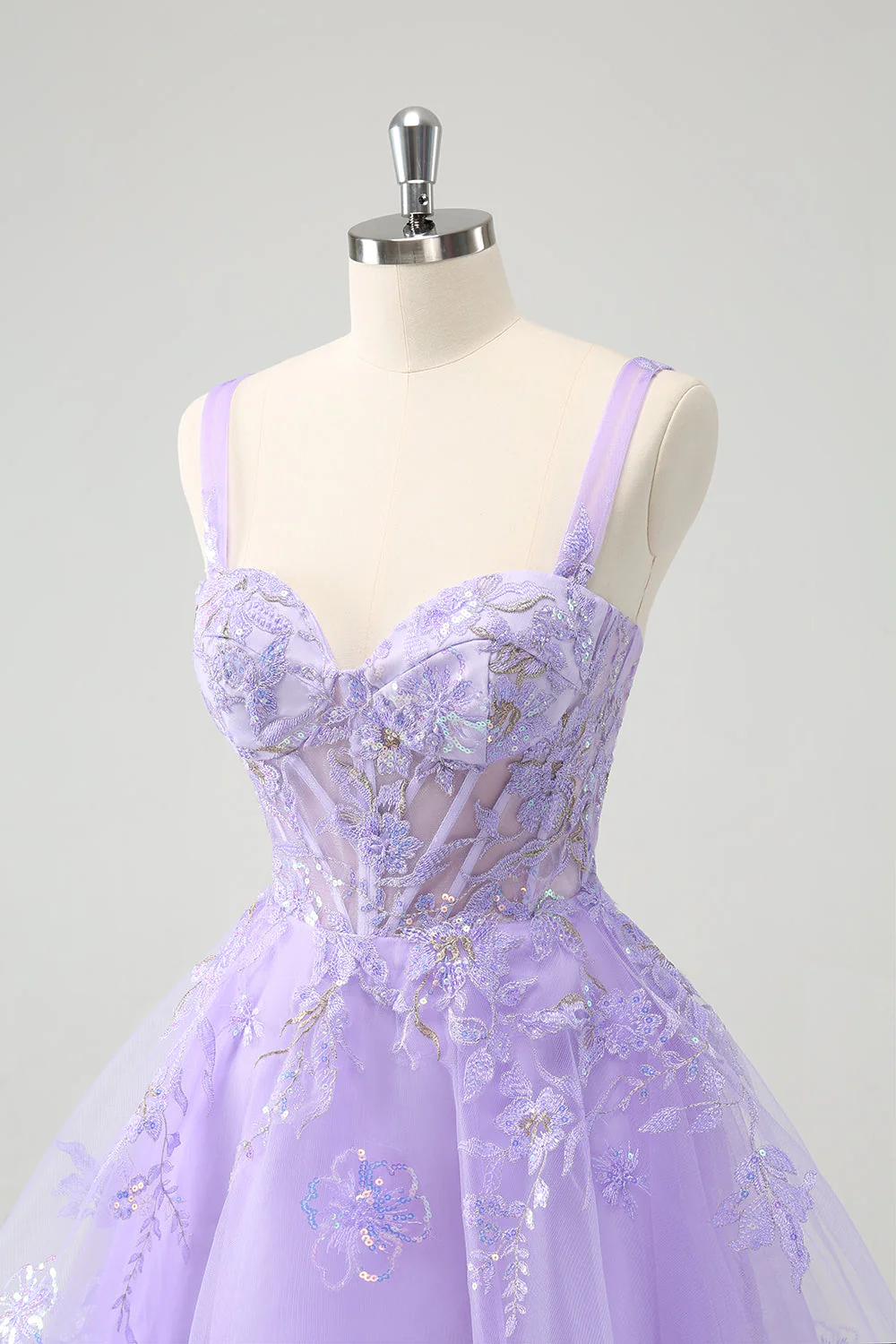 Robe de soirée Court corset trapèze lilas brodée avec paillettes - Image 6