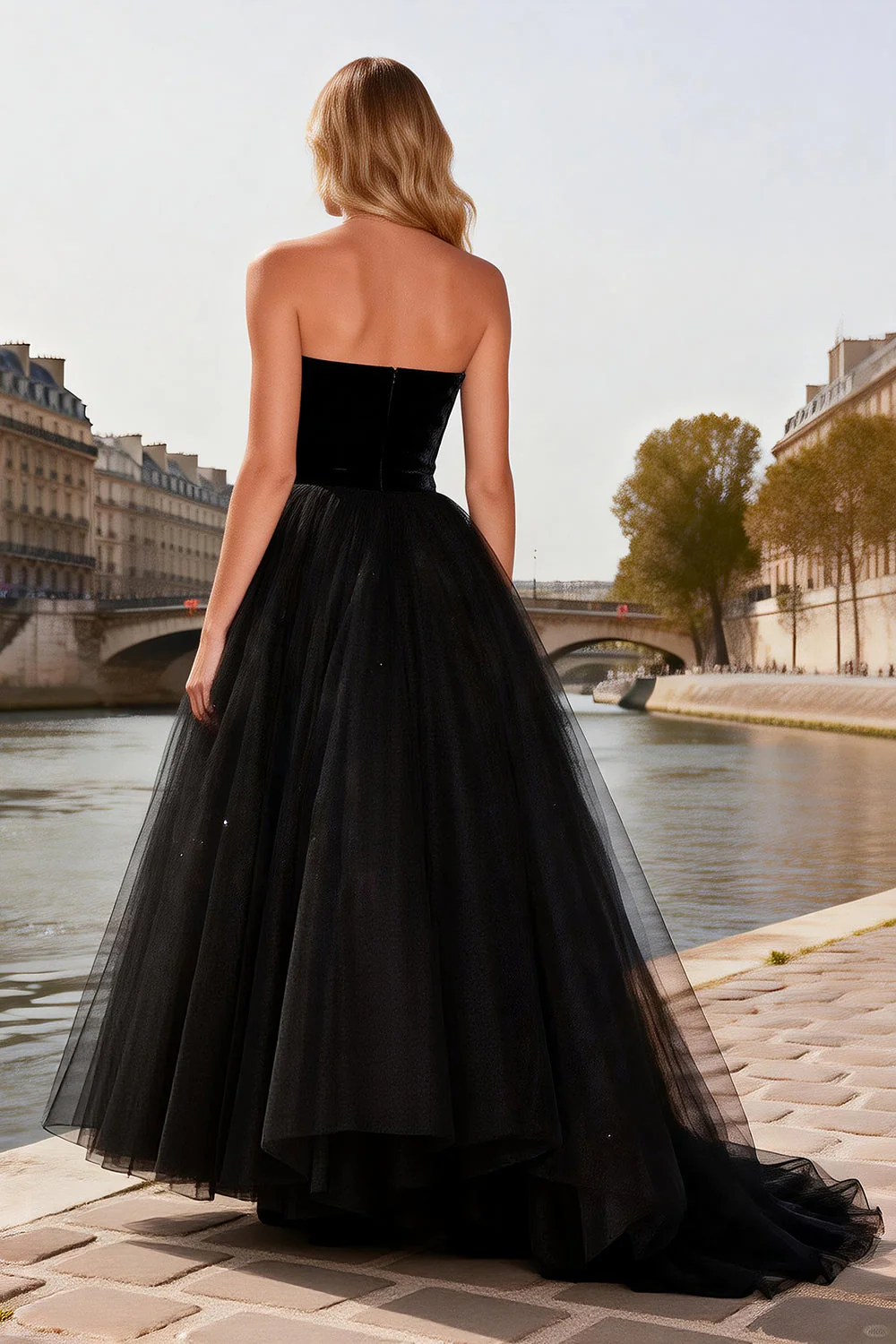 Robe de bal de promo noire sans bustiers en tulle A Line High-Low - Image 2
