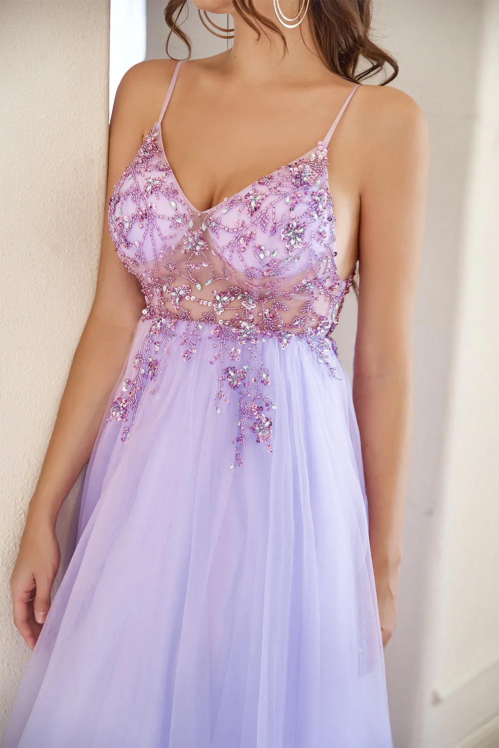 Robe de bal en tulle perlé violet - Image 7
