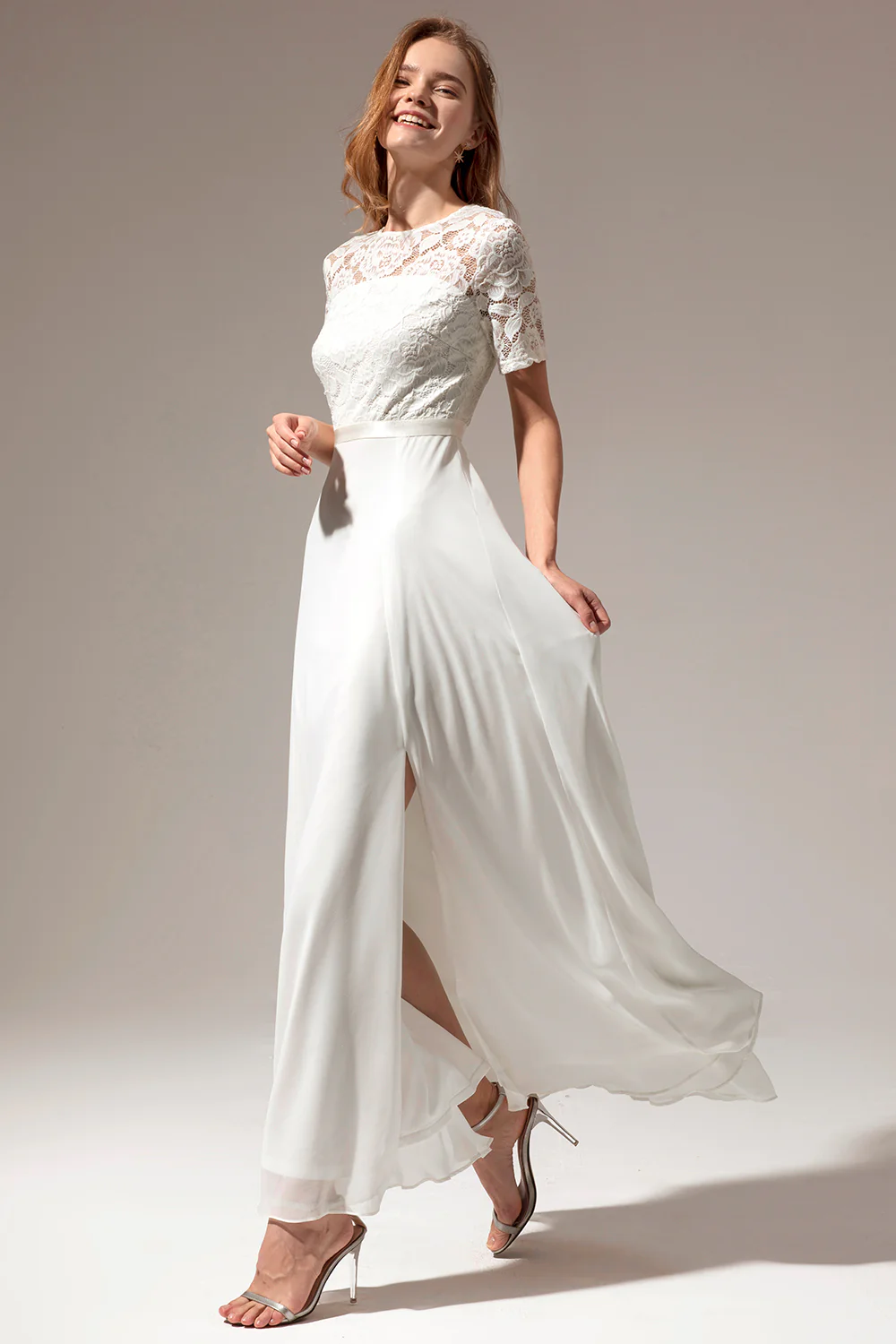 Robe de Bal Formelle Blanche avec Dentelle - Image 3