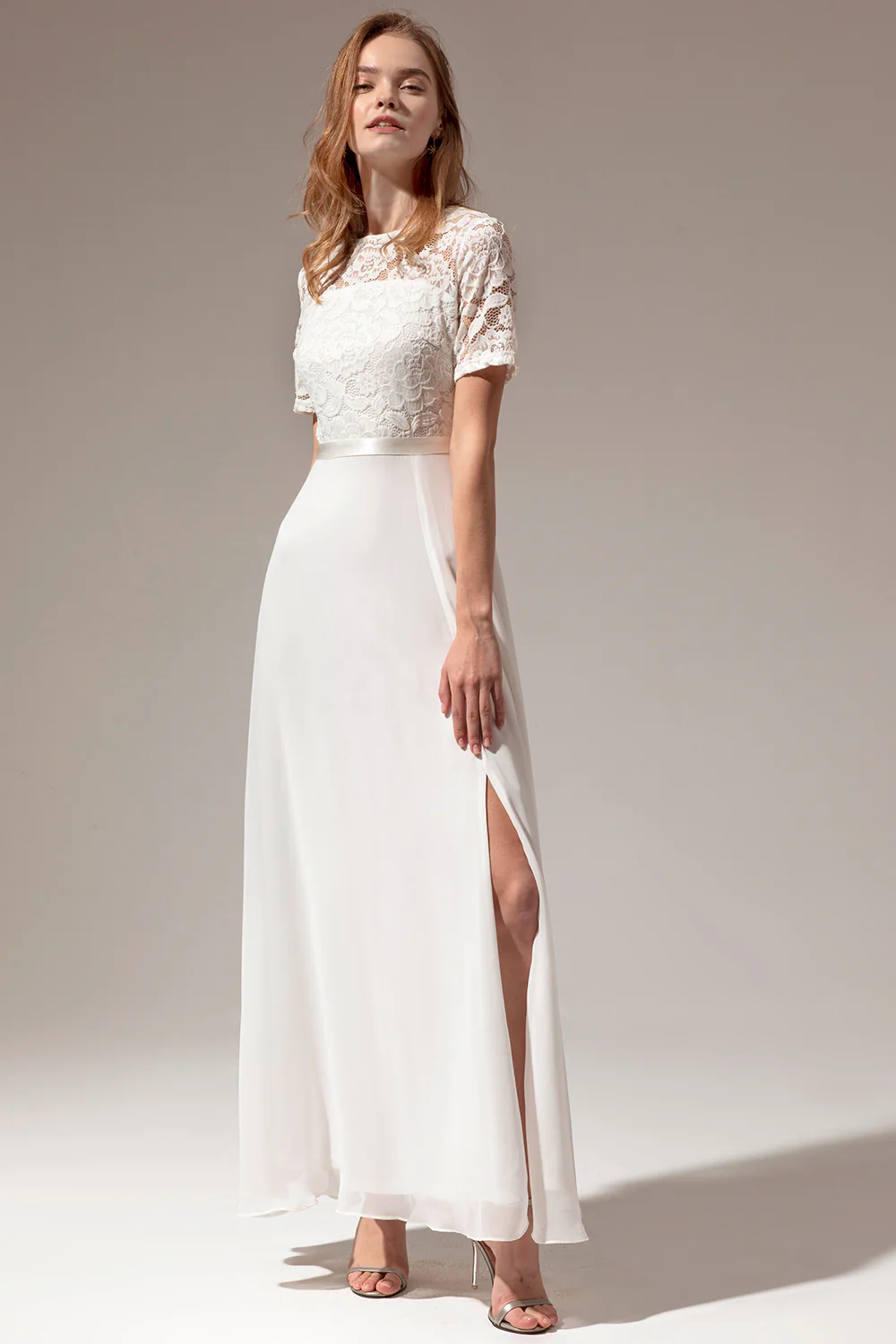 Robe de Bal Formelle Blanche avec Dentelle - Image 4
