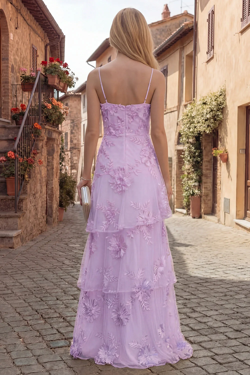 Robe de soirée longue à bretelles fines jaune en ligne A avec broderies florales - Image 13