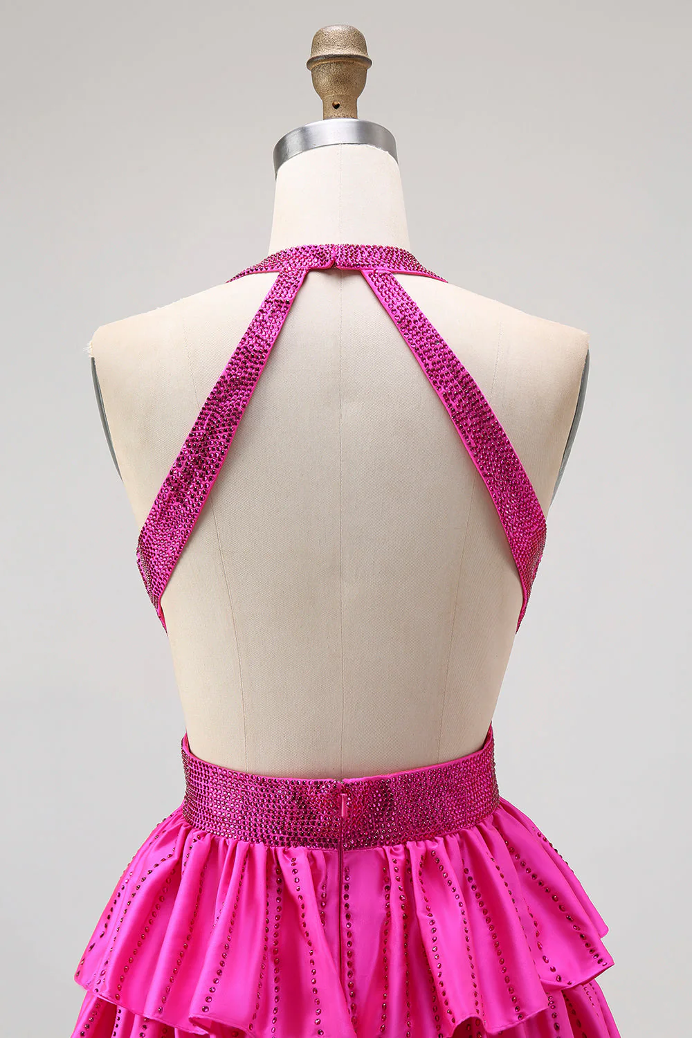 Robe de bal longue à dos ouvert à dos nu, à niveaux noirs à niveaux, file. - Image 11