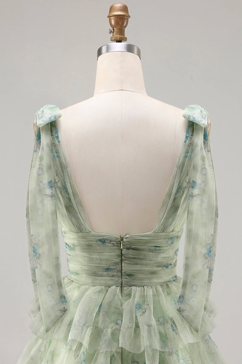 Robe de bal longue à fleurs à volants verts à volants en A avec fente - Image 5