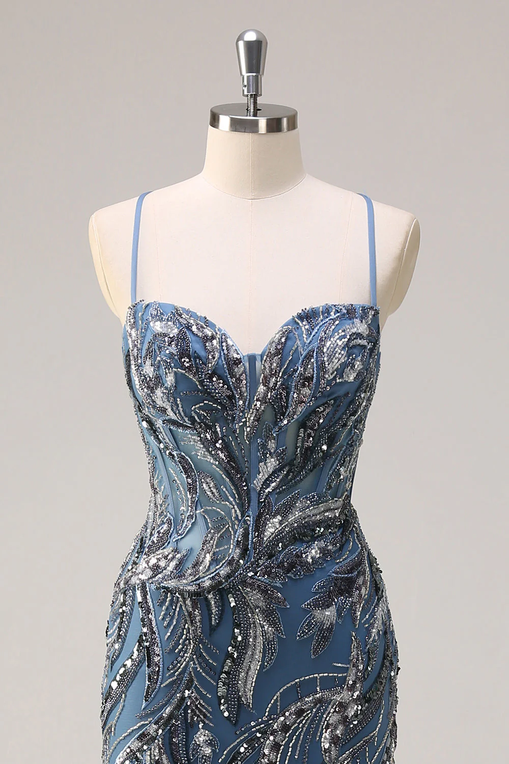 Robe de soirée sirène longue sauge scintillante à paillettes avec bretelles spaghetti et fente - Image 10