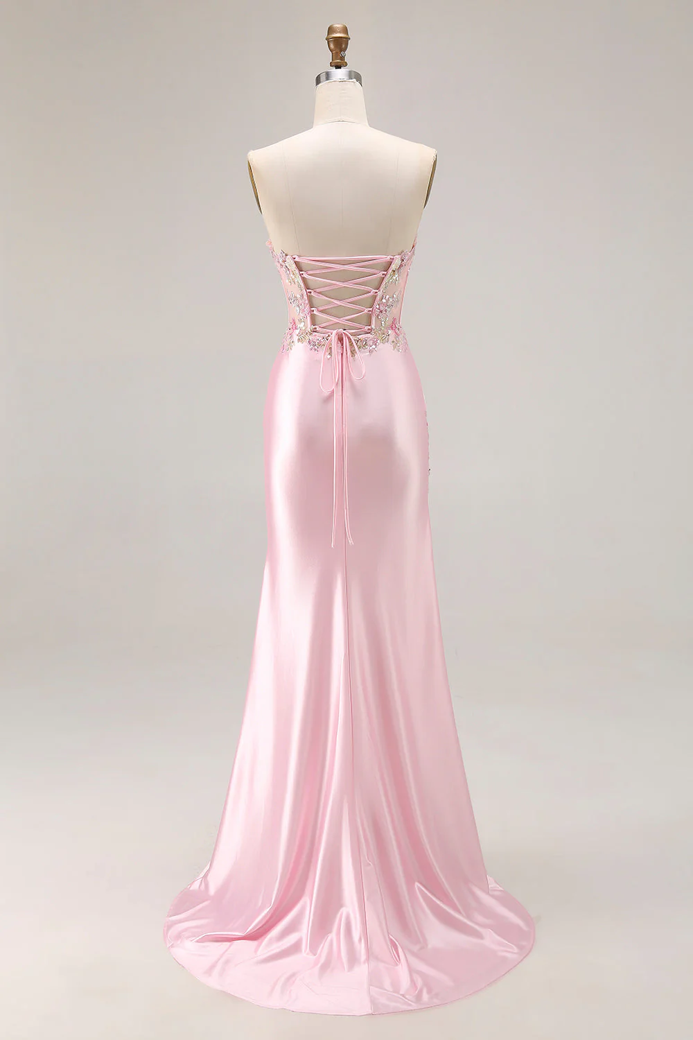 Robe de soirée longue rose à paillettes appliquées avec fente - Image 2
