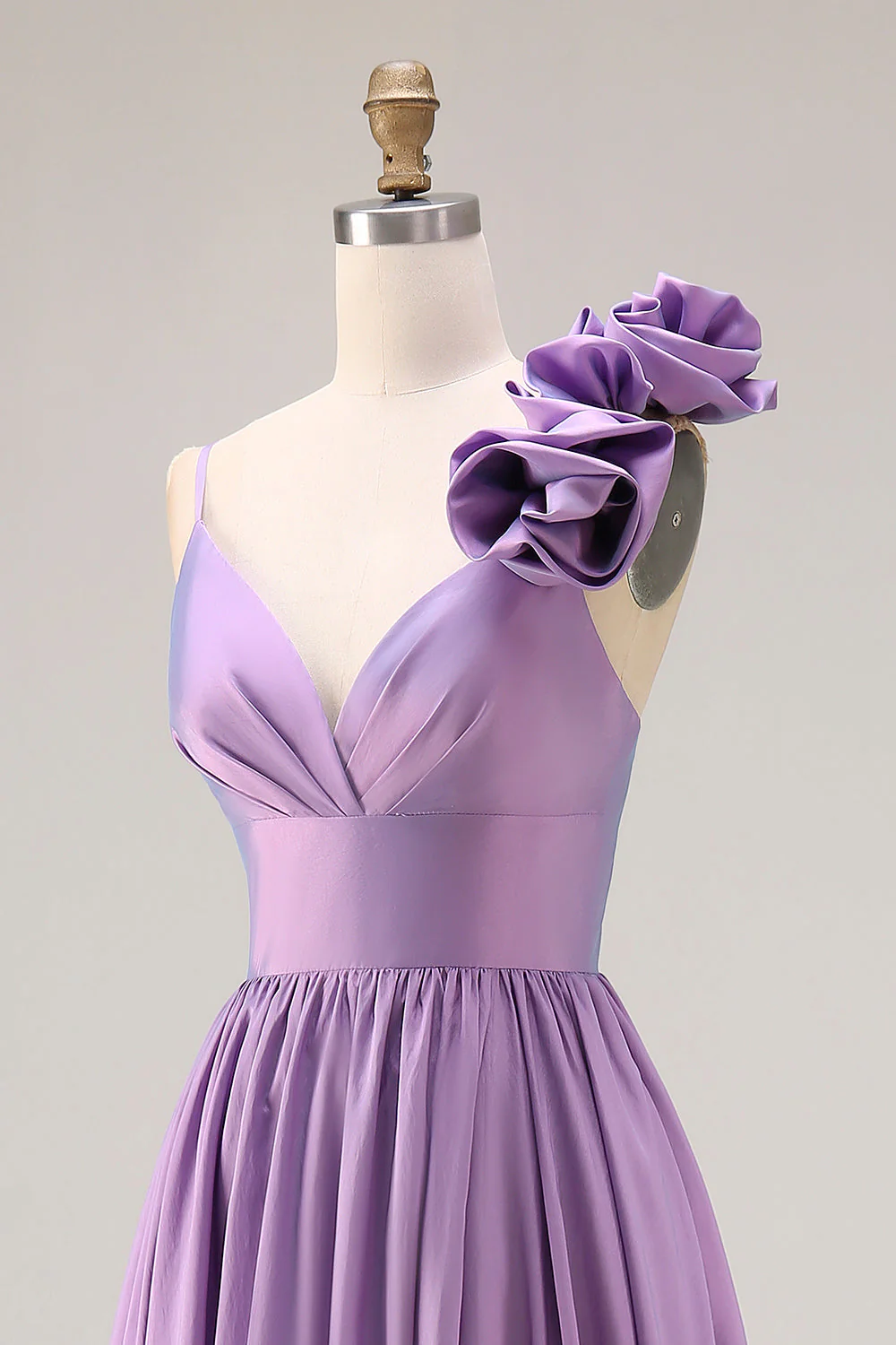 Robe de bal longue de bal 3D à bretelles fines en ligne A violette avec fente - Image 6