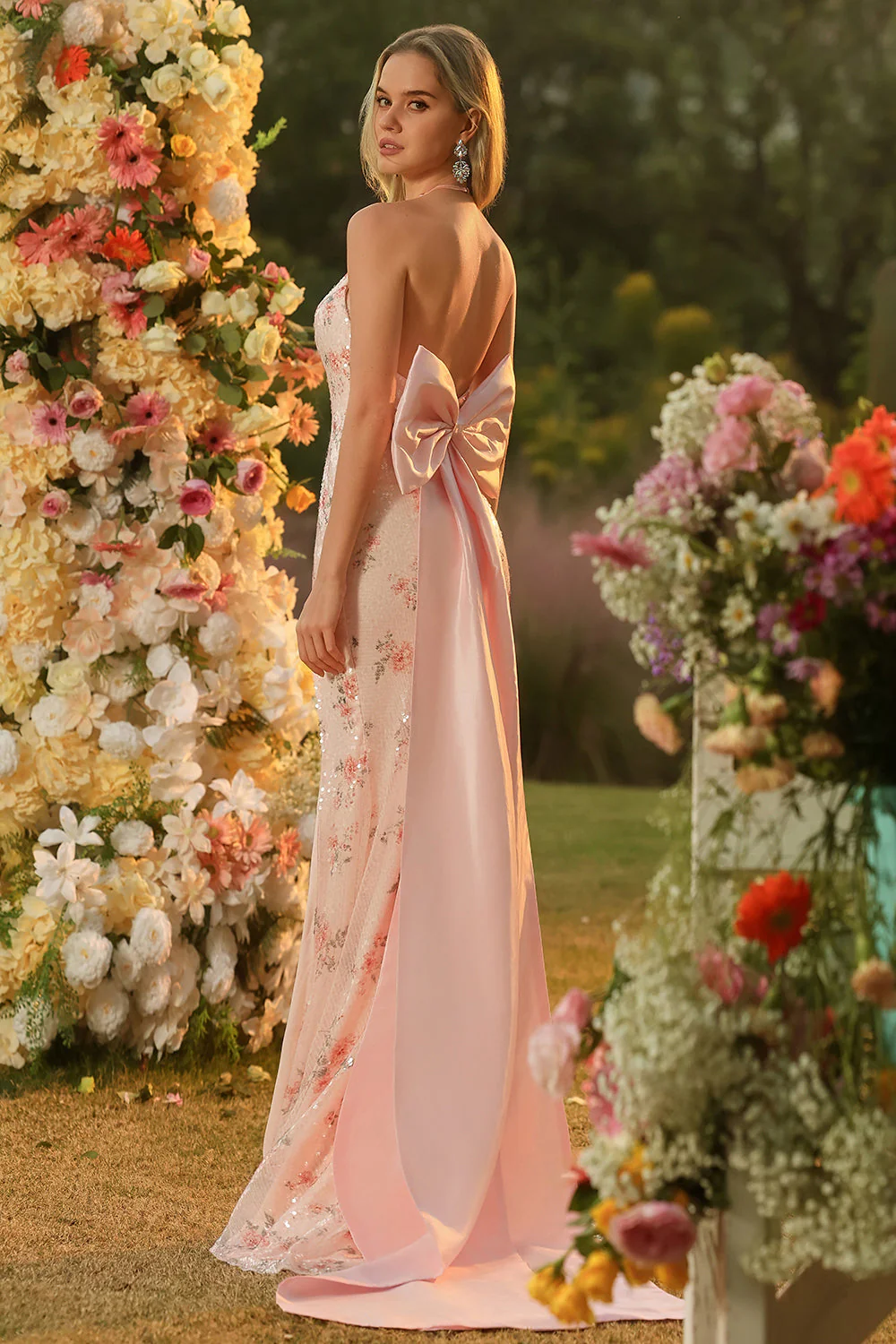 Robe de bal longue de bal à paillettes, sirène à fentes à fentes latérales à fentes de rose scintillantes avec un grand nœud - Image 2