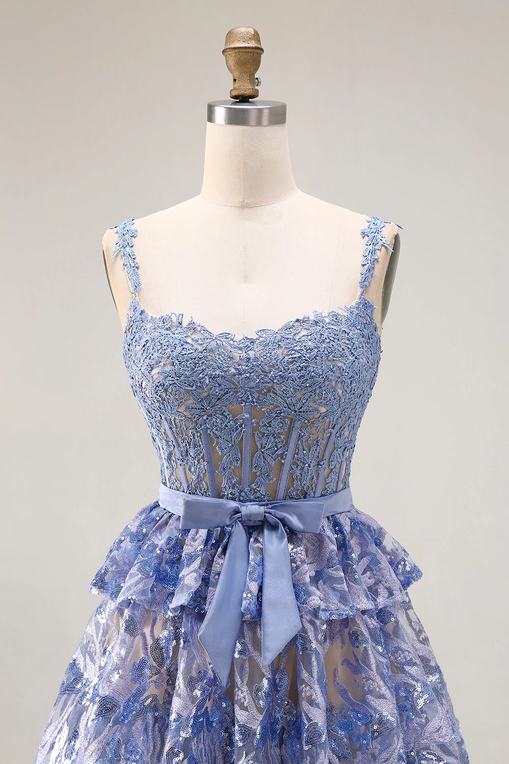 Robe de bal longue de bal gris-bleu en ligne A à étages perlée de paillettes avec fente - Image 5