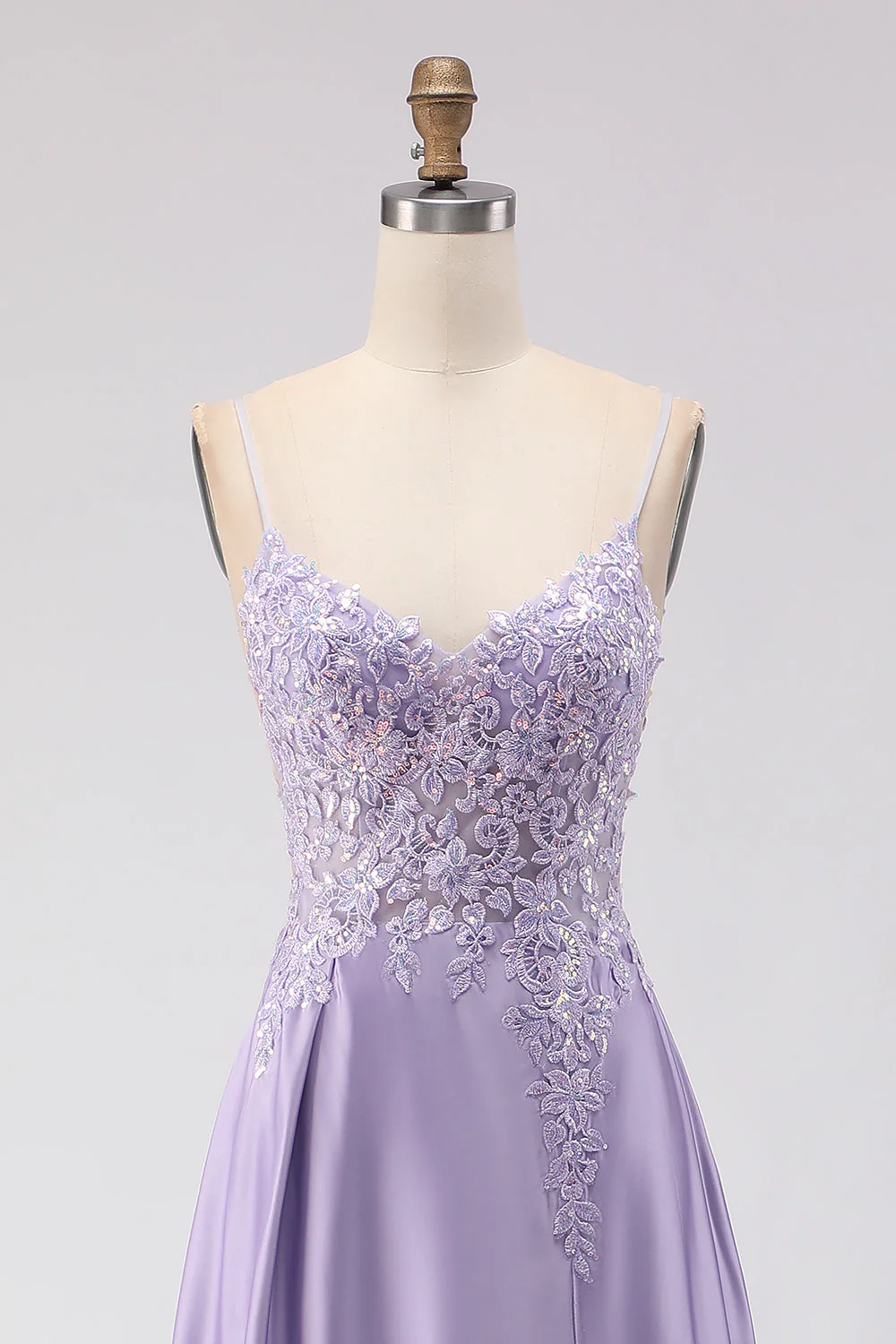 Robe de bal longue de bal sans dos en satin ligne A violette avec fente - Image 4