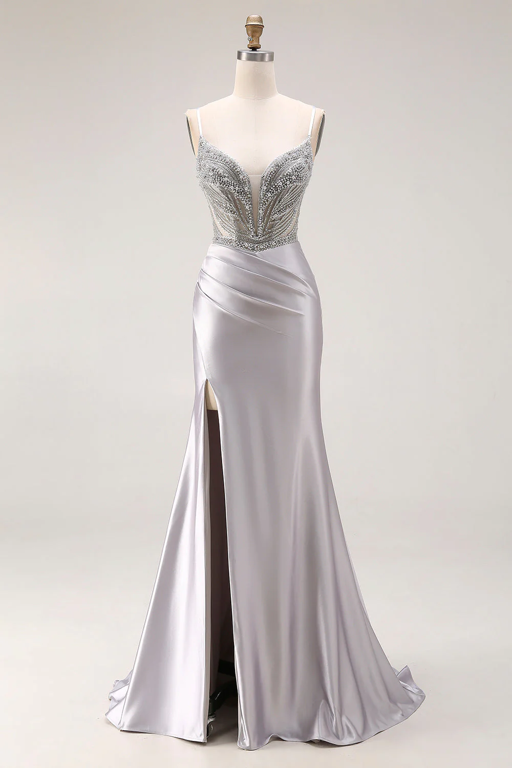 Robe de bal longue de bal scintillante gris clair en satin à perles et perlée