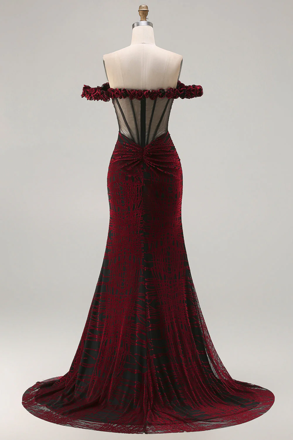 Robe de bal longue de promo noire rouge rouge sirène dégagée, corset froncé et fente - Image 2