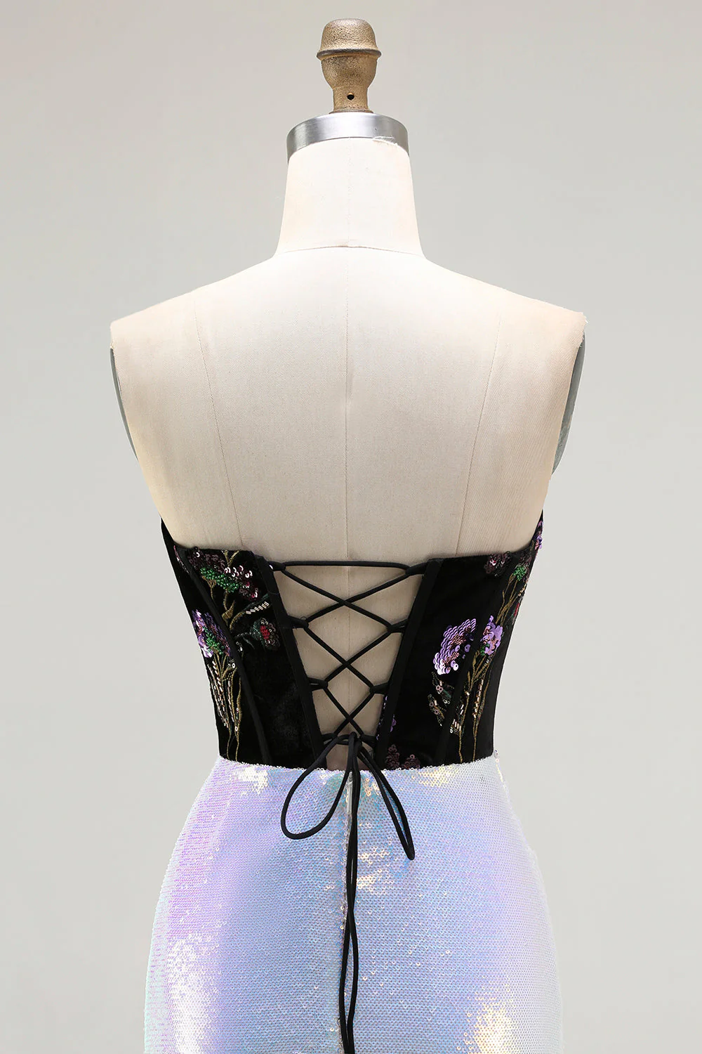 Robe de bal longue de promo scintillante en noir et lilas à sequins floraux en sequins - Image 5