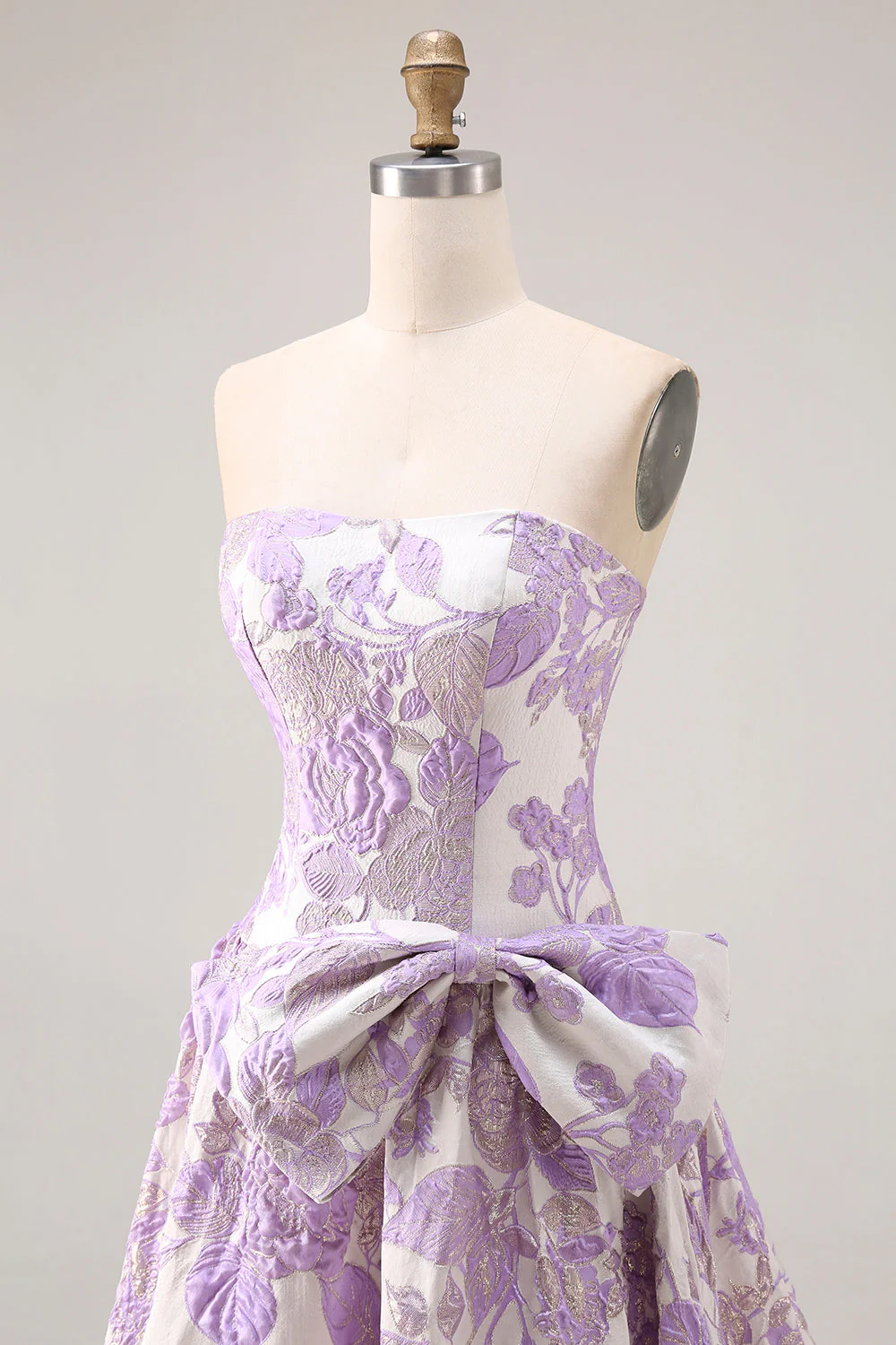 Robe de bal longue en brocart Jacquard en lilas bretellée, sans bustiers, avec nœud d’ours - Image 6