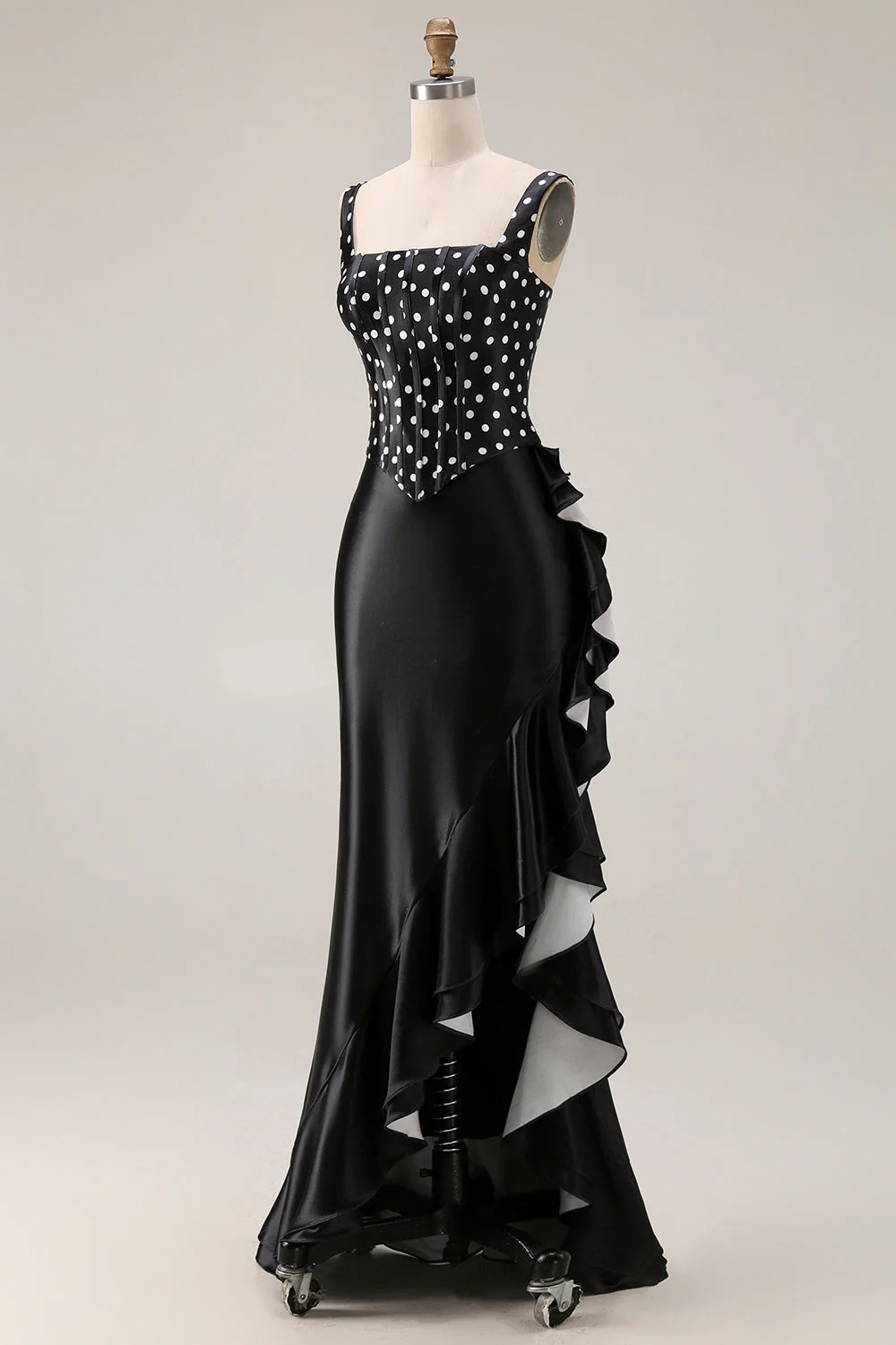 Robe de bal longue en satin à pois blancs noirs à pois blancs en satin avec fente à volants - Image 3