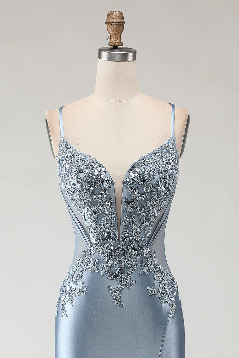 Robe de bal longue en satin appliquée à bretelles de sirène gris-bleu avec fente - Image 4