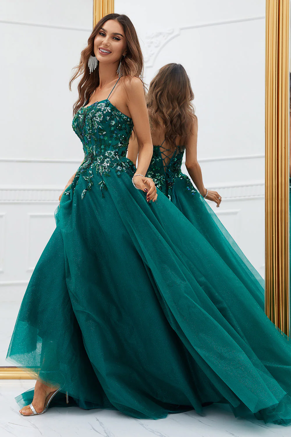 Robe de Soirée longue en tulle vert foncé scintillante avec appliques - Image 4