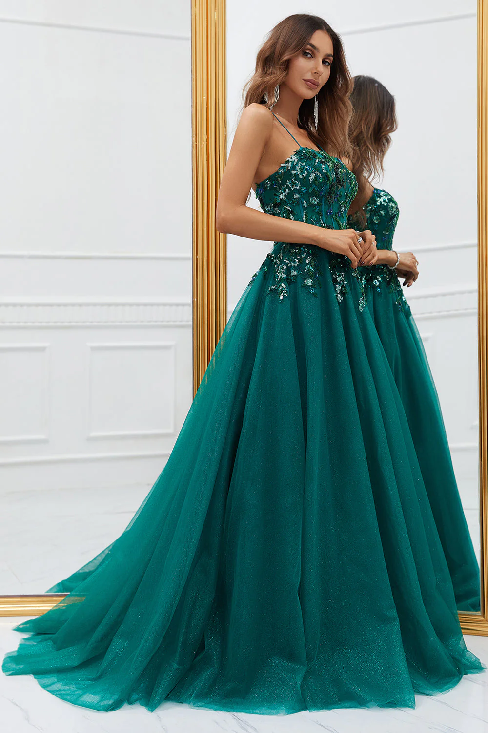 Robe de Soirée longue en tulle vert foncé scintillante avec appliques - Image 5