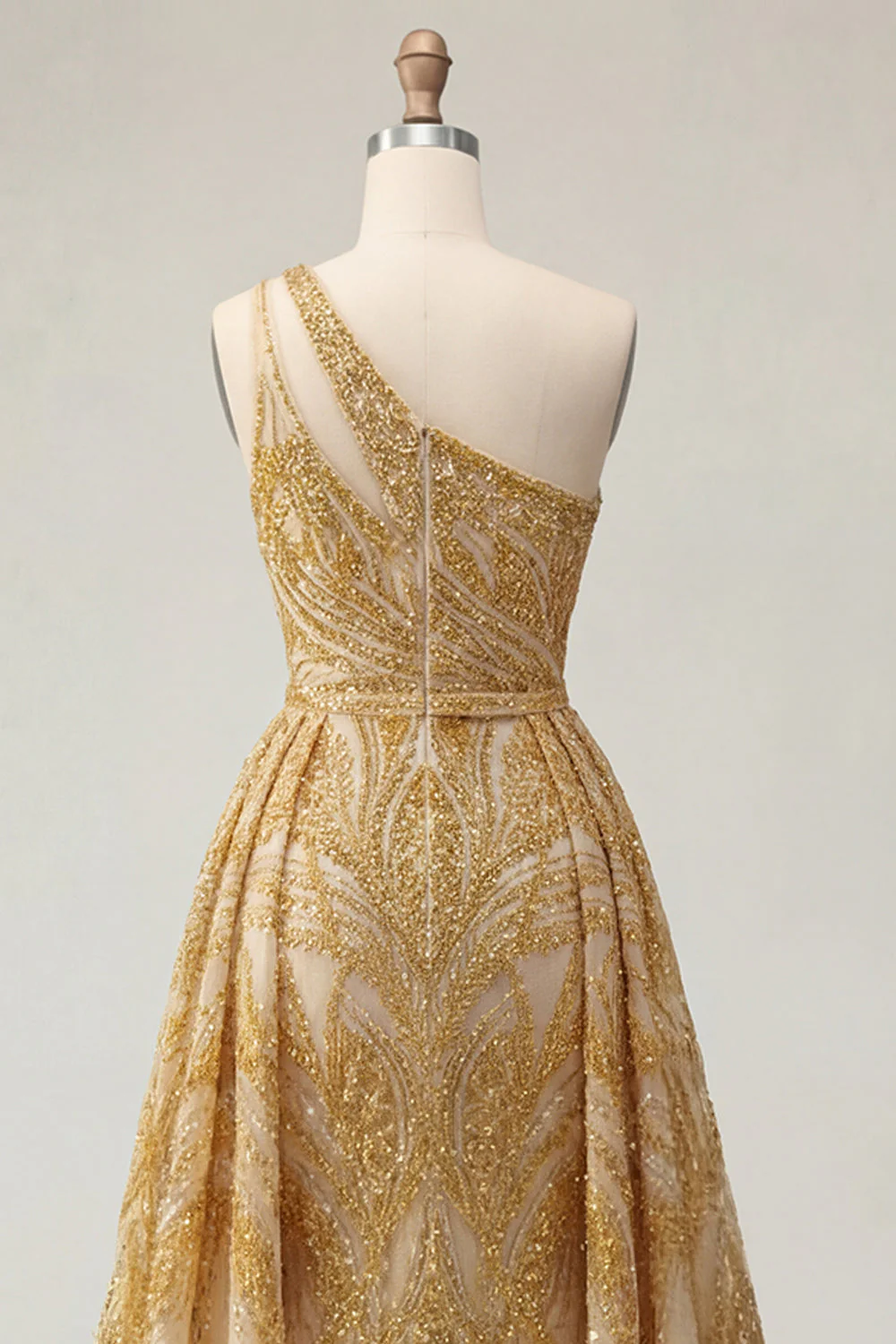 Robe de bal longue longue perlée d’une épaule en sirène dorée scintillante avec traîne de chapelle - Image 6