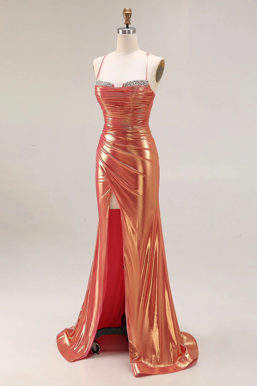 Robe de soirée sirène longue orange métallisé perlée avec fente - Image 3