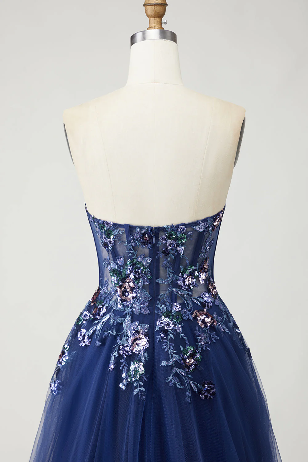 Robe de soirée longue bleu marine avec corset transparent en tulle et appliqués - Image 5