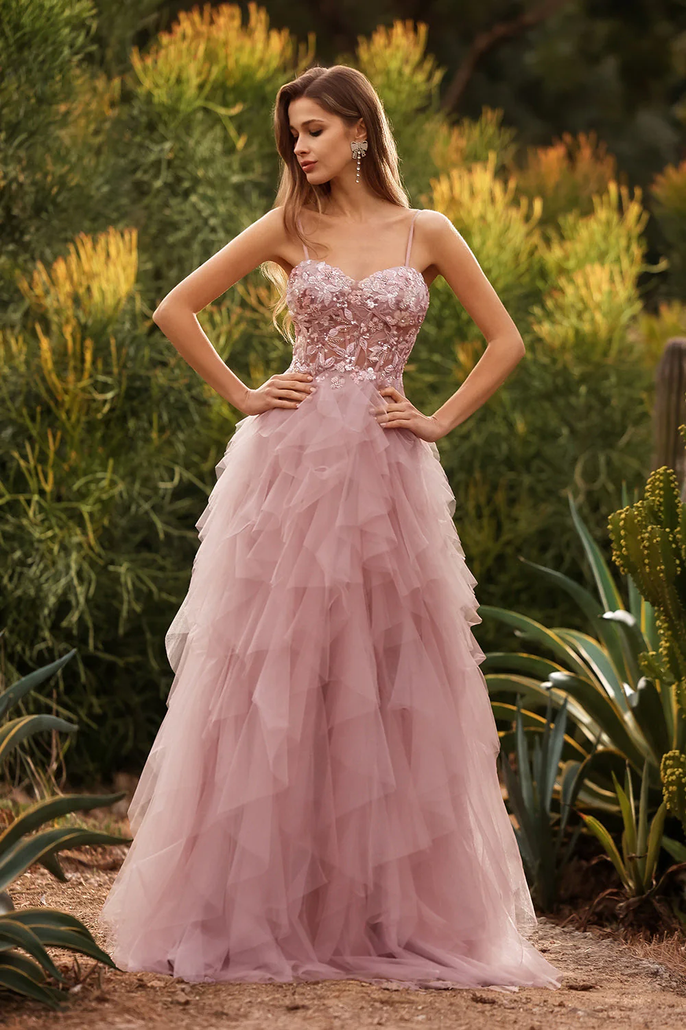 Robe de bal longue robe de promo à bretelles fines en tulle appliqué en ligne A rose avec volants - Image 8